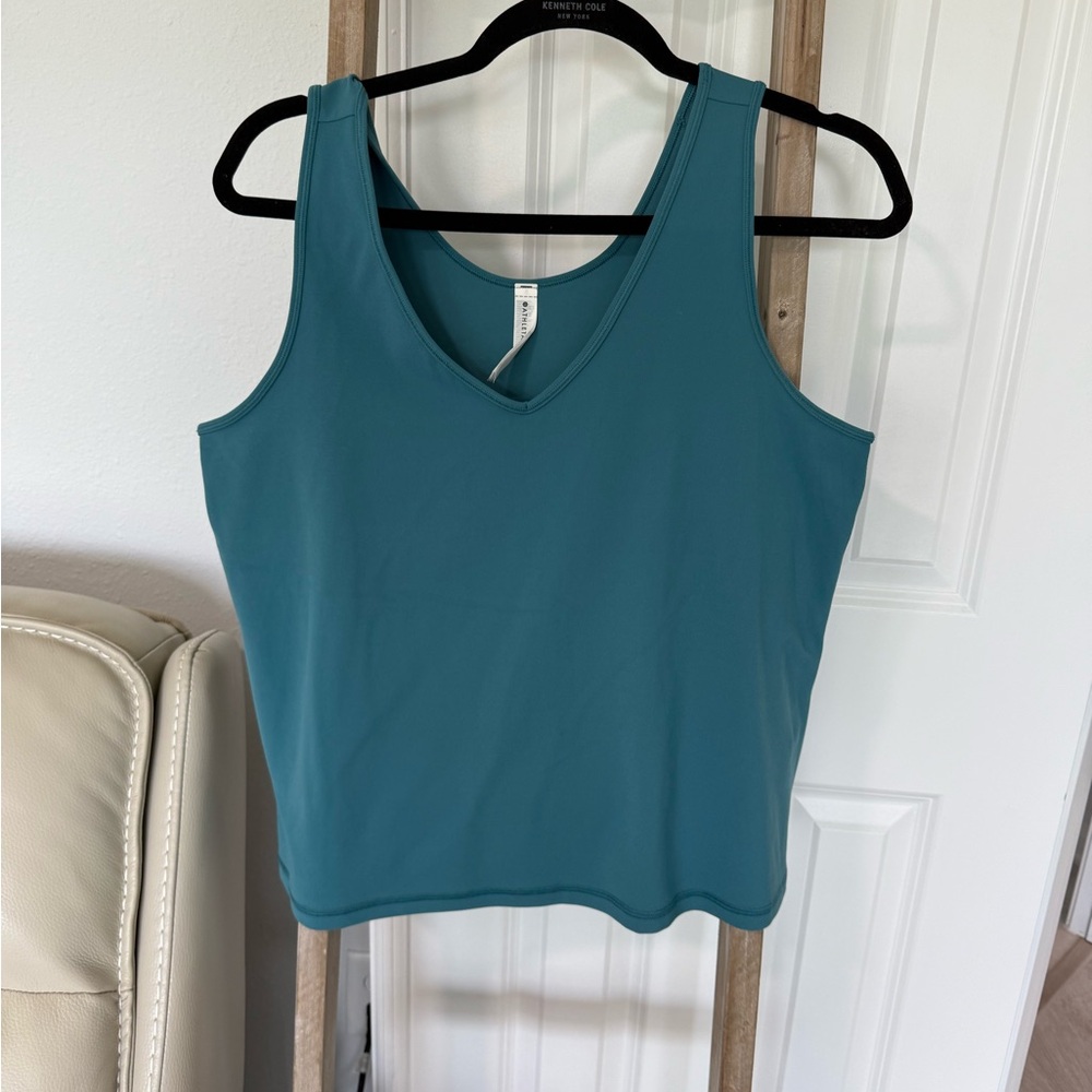 Athleisure Versatile Athleta Transcend top- Teal- size 1X